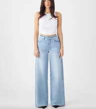 Lade das Bild in den Galerie-Viewer, SUNNY Wide Leg Jeans
